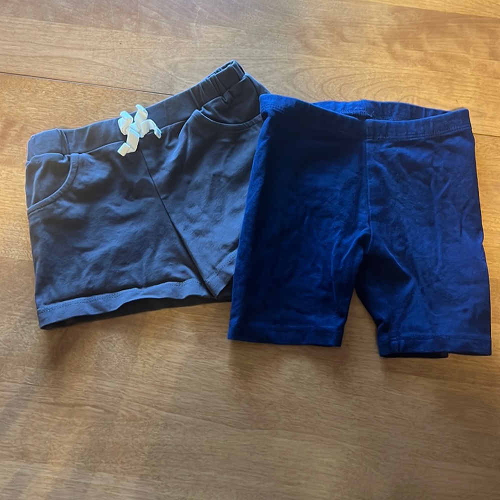 2 pairs of kids shorts size 2T, worn once